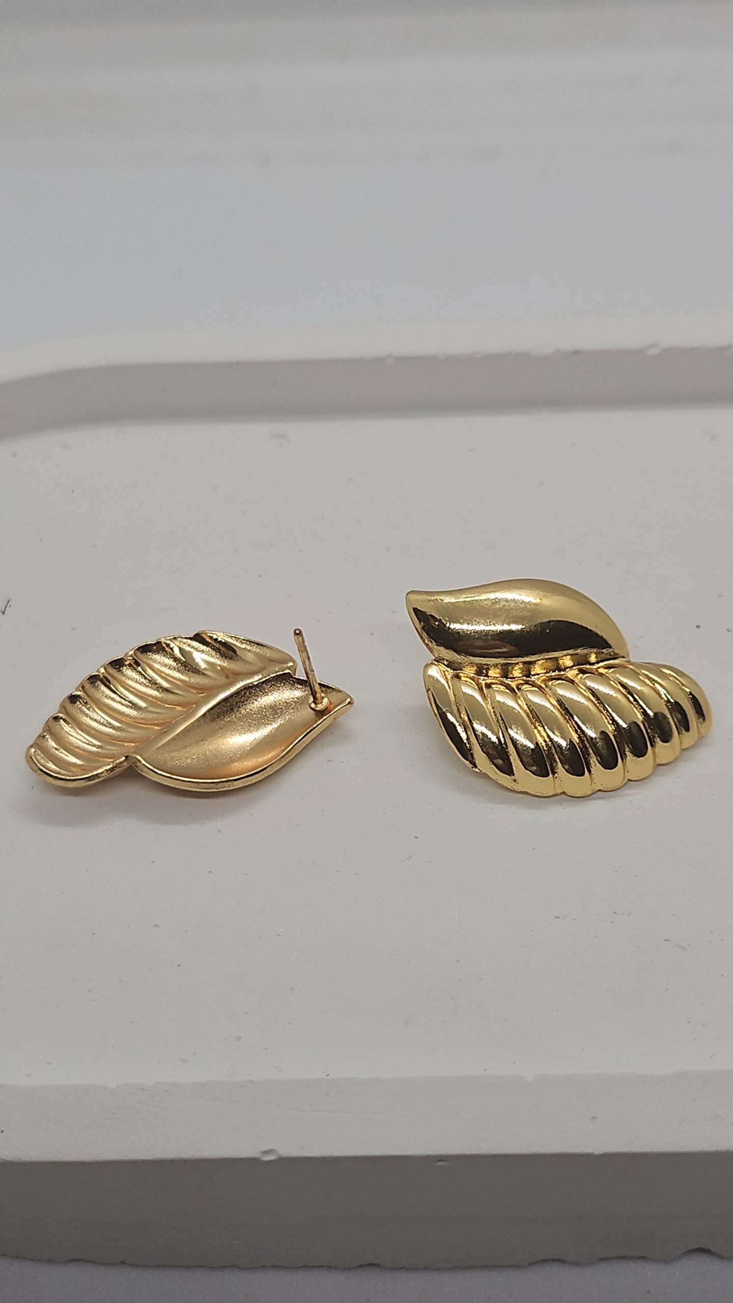 Gold Leaf Earrings