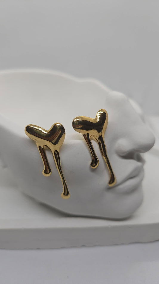 Gold Dripping Heart